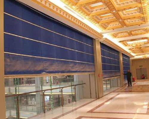 特級(jí)無(wú)機(jī)布防火卷簾門