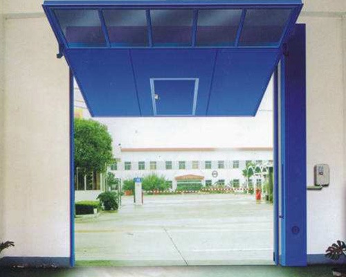 車庫翻板門